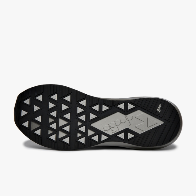 迪亚多纳厚底跑鞋,迪亚多纳男跑鞋