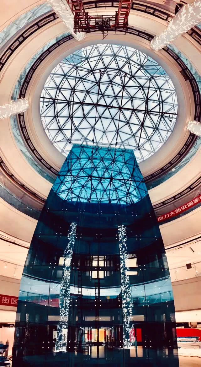 潮young星球登陆城北中登广场开业“剧透”