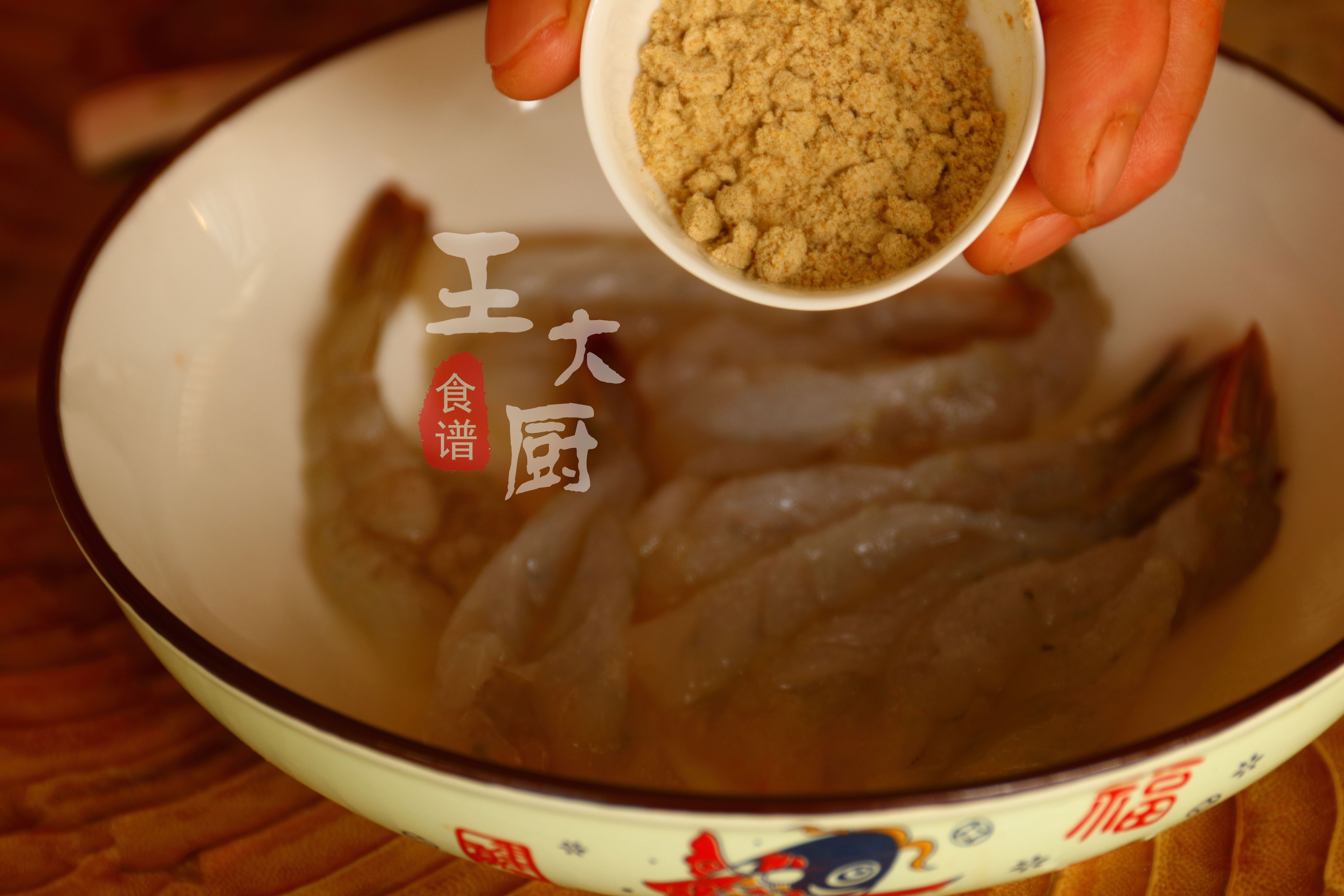 简单好做的面包糠炸虾家常做法,面包糠炸虾正宗做法