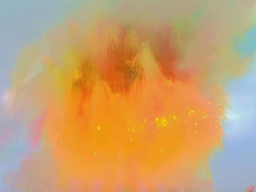 最会玩火的男人!他炸遍全世界却换来全网膜拜:美到窒息的神作