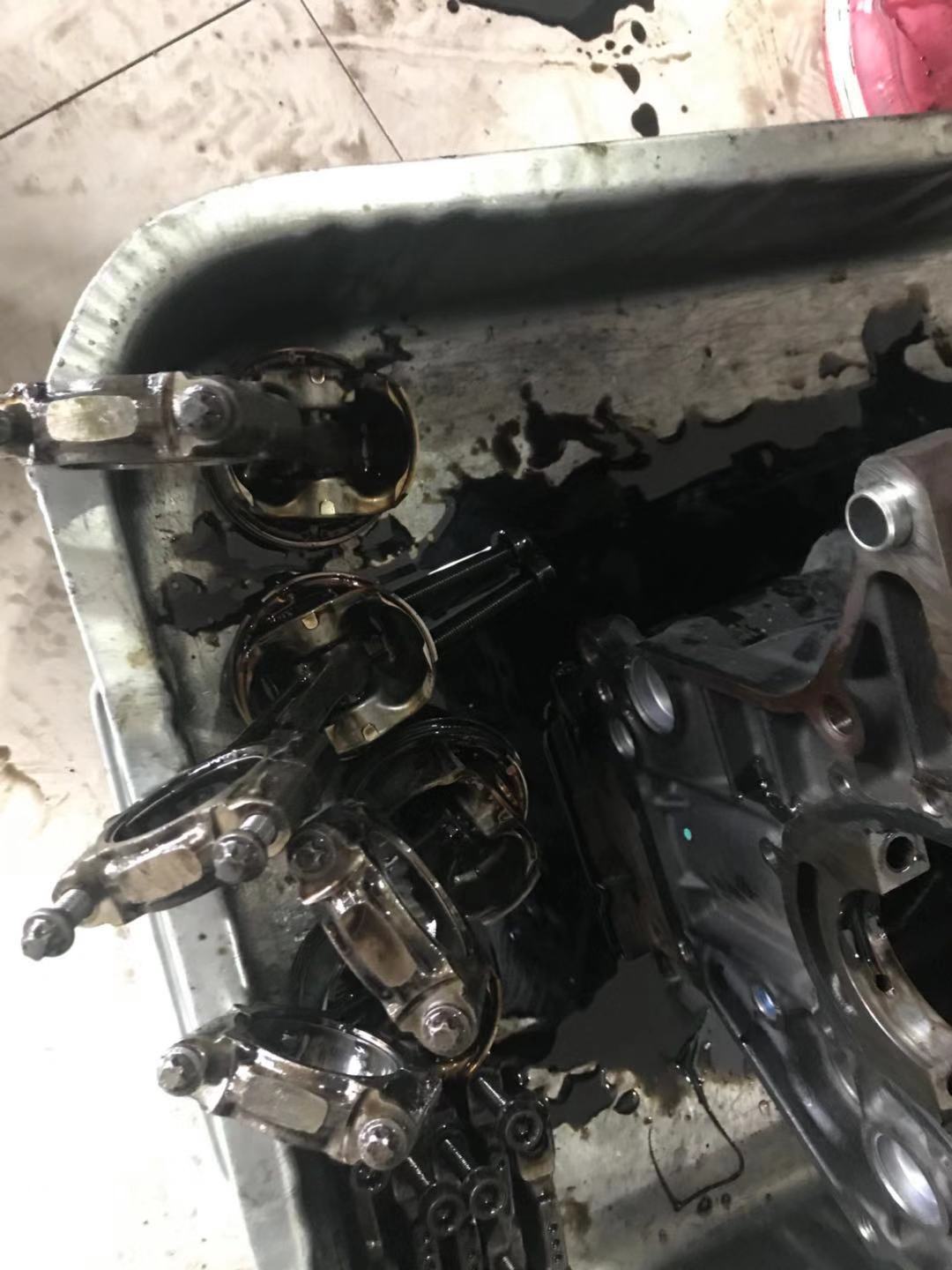 奥迪q3轿跑版烧机油吗,19款奥迪q3会烧机油吗