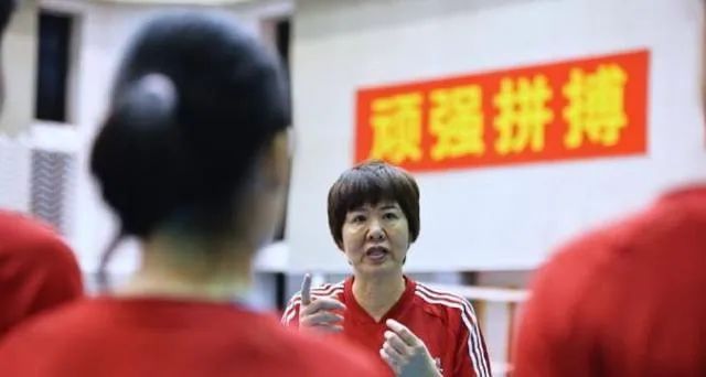 郎平东京奥运会赛后采访,郎平谈朱婷东京奥运会