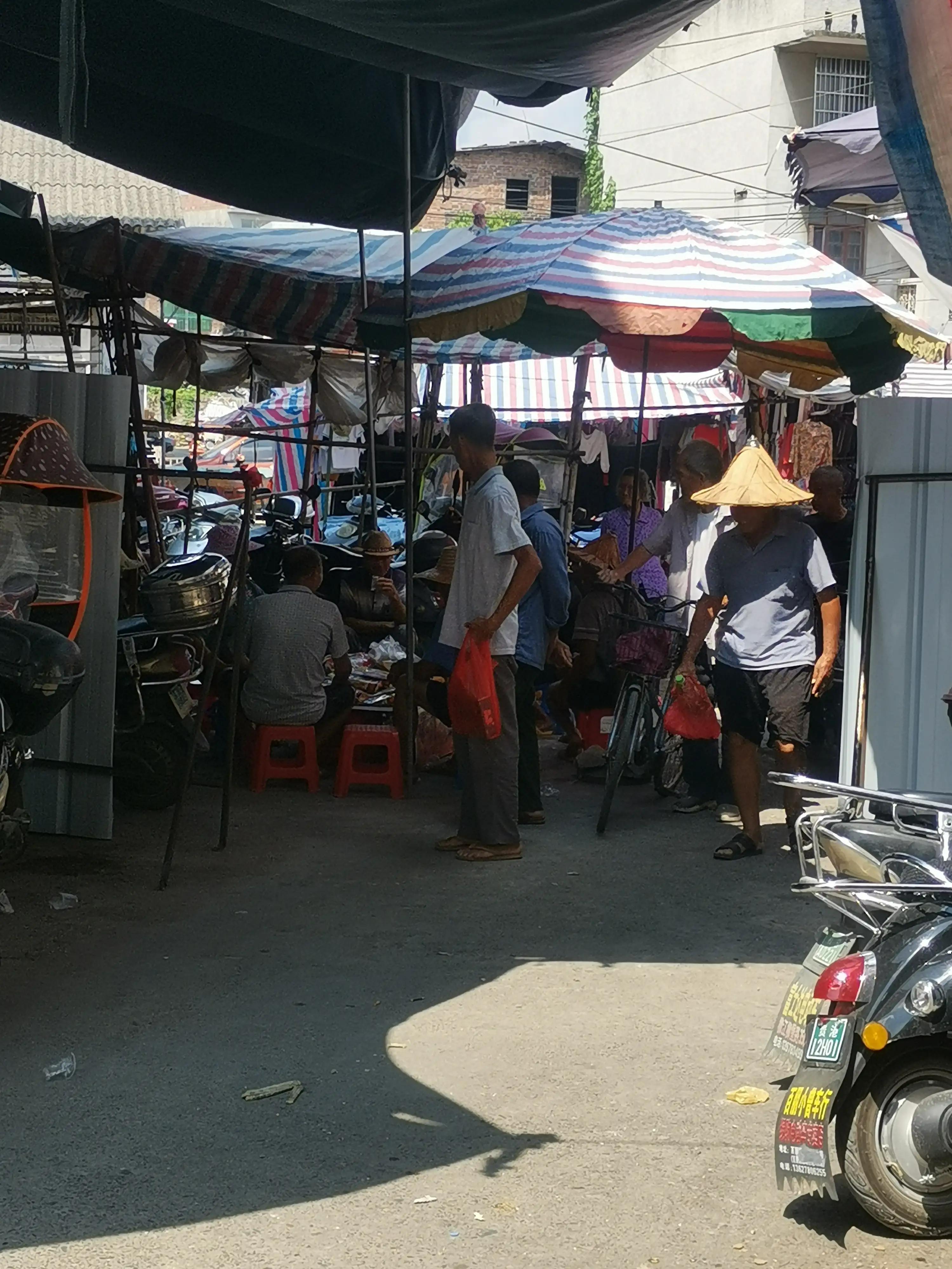 摆摊第11天，地点：百朋镇圩日，扣除油费等开支，挣了110元