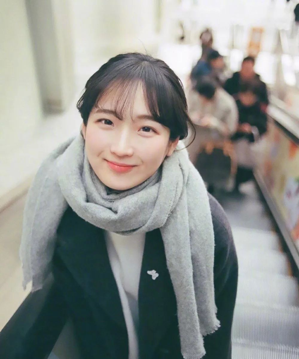 怎么在镜头下笑的好看,如何笑得更真实