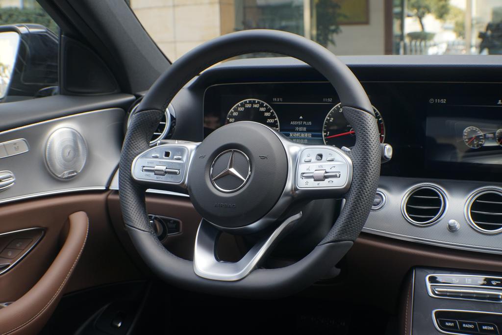 14款奔驰e级和18款奔驰e级对比,奔驰e级2024款对比奔驰s级