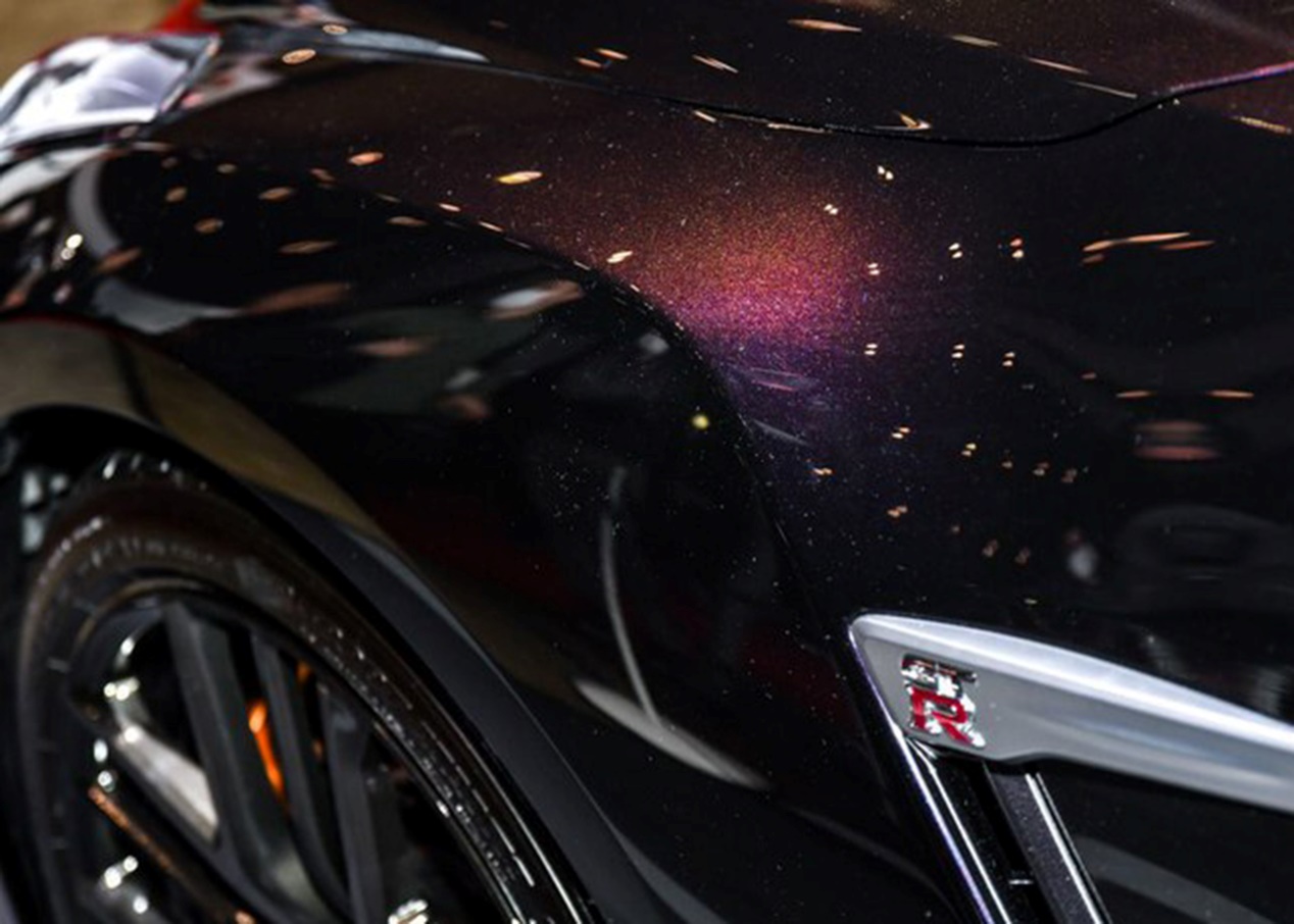 gtr2020款战神顶配,gt-r50周年限量版