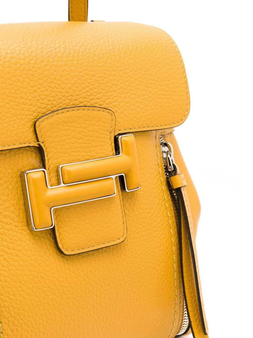 买一个品质好的女士双肩包,小女生适合背的双肩包推荐