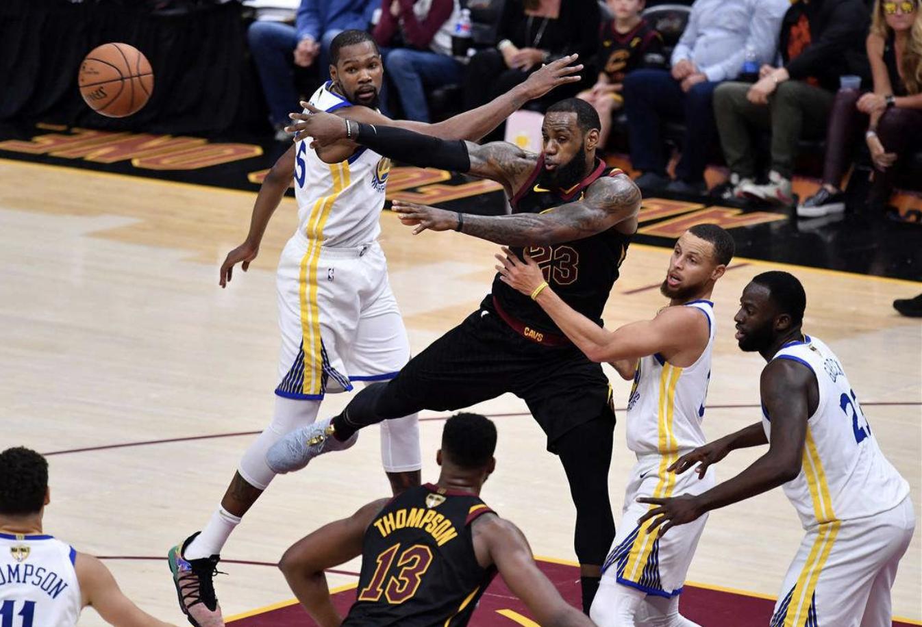 美媒发布总决赛单场最好表现，巴特勒三双仅列次席，榜首毫无争议