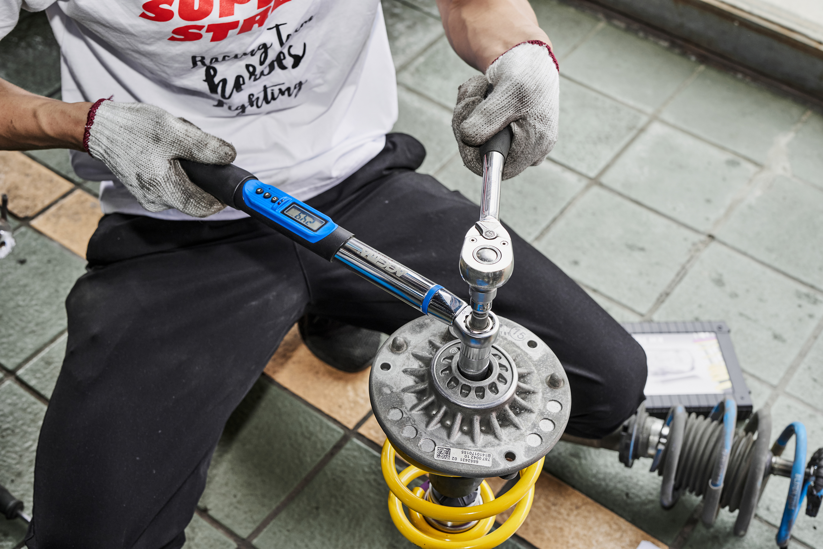 minicooperf56改装避震,享受驾驶乐趣