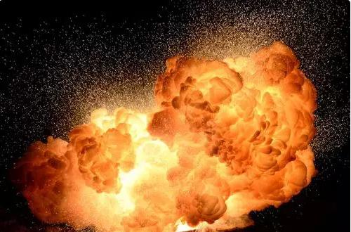 小孩玩面粉可以吗,家里有小孩注意看护不离视线