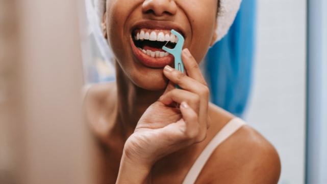 牙龈萎缩牙缝大怎么修补牙缝,牙缝怎么处理不塞东西