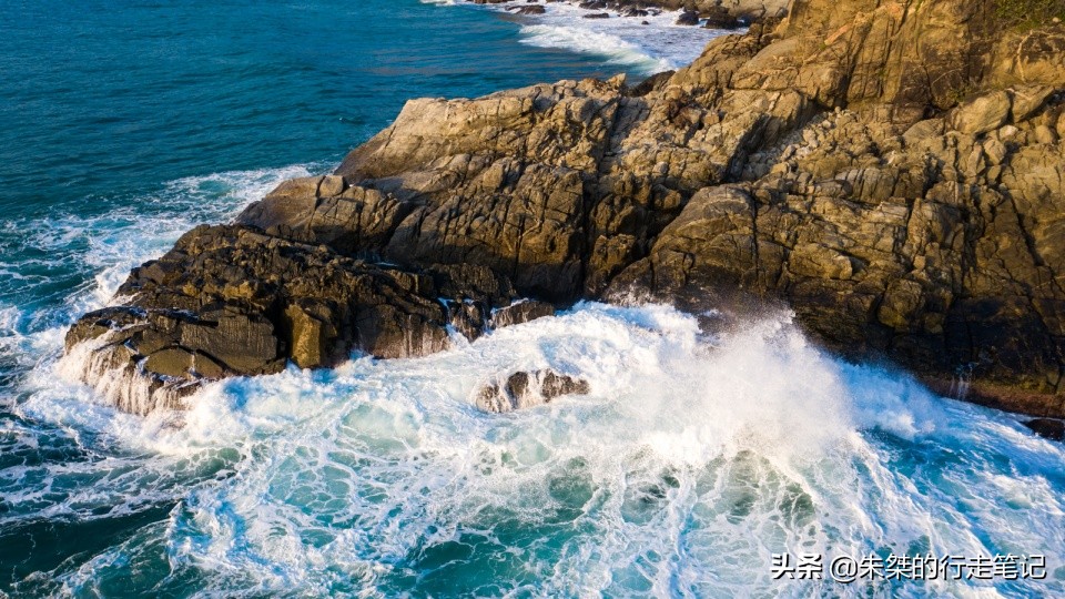 为什么最近三亚机票这么便宜,为什么夏季飞机票特别贵