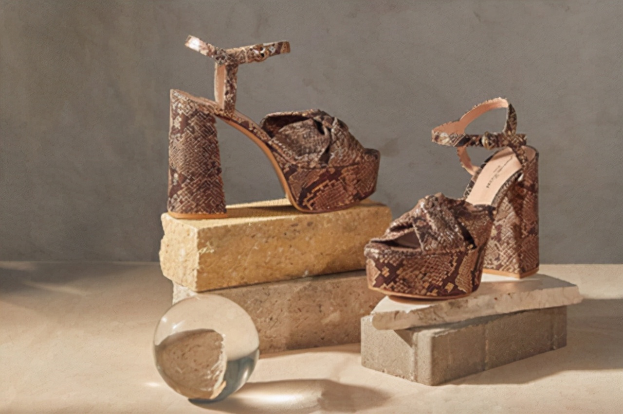 高端女鞋轻奢高级感,让人觉得很有品味的女鞋