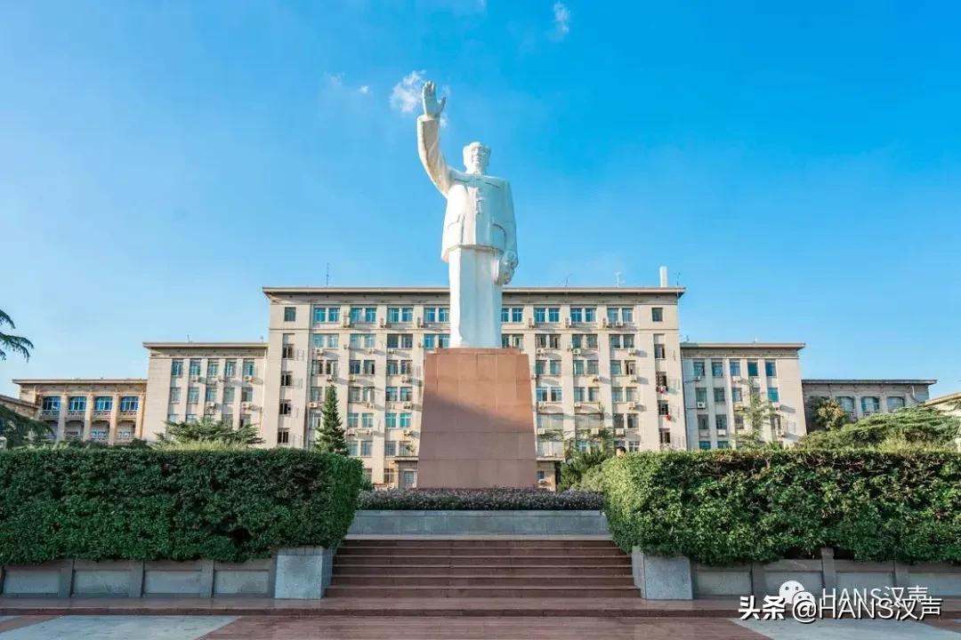 在你迷茫的时候先找一份工作,当你毕业准备找工作的时候