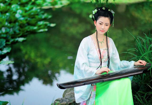 天地英雄气千秋尚凛然读后感300字,天地英雄气千秋尚凛然的作文600字