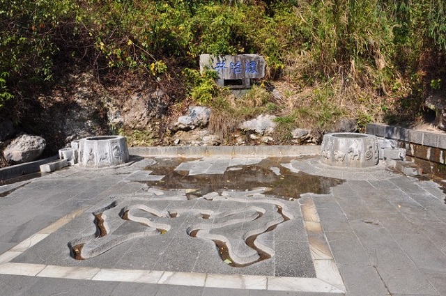 云南腾冲怀胎井真的能怀孕吗,腾冲怀胎井是两边水都可以喝吗