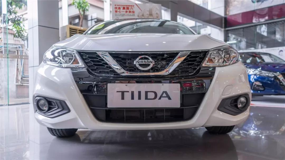 东风日产骐达:价格高一点,但空间告诉你值得!「快车体验043」