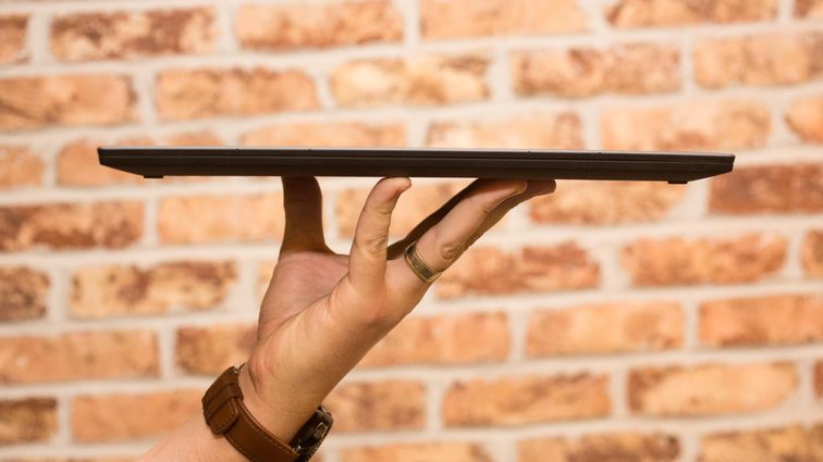 戴尔和雷蛇笔记本对比,雷蛇笔记本和苹果笔记本哪个好