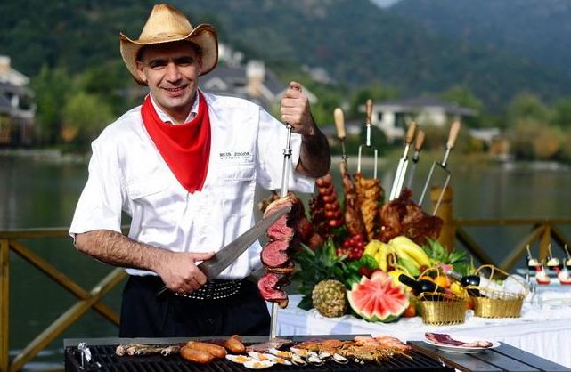 宸磋タ瓒崇悆鏃呮父,宸磋タ妗戝反娴锋哗鏀荤暐