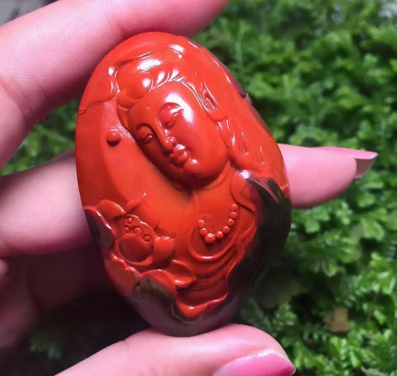 裂开的玛瑙能带吗,开裂的手串还能玩吗