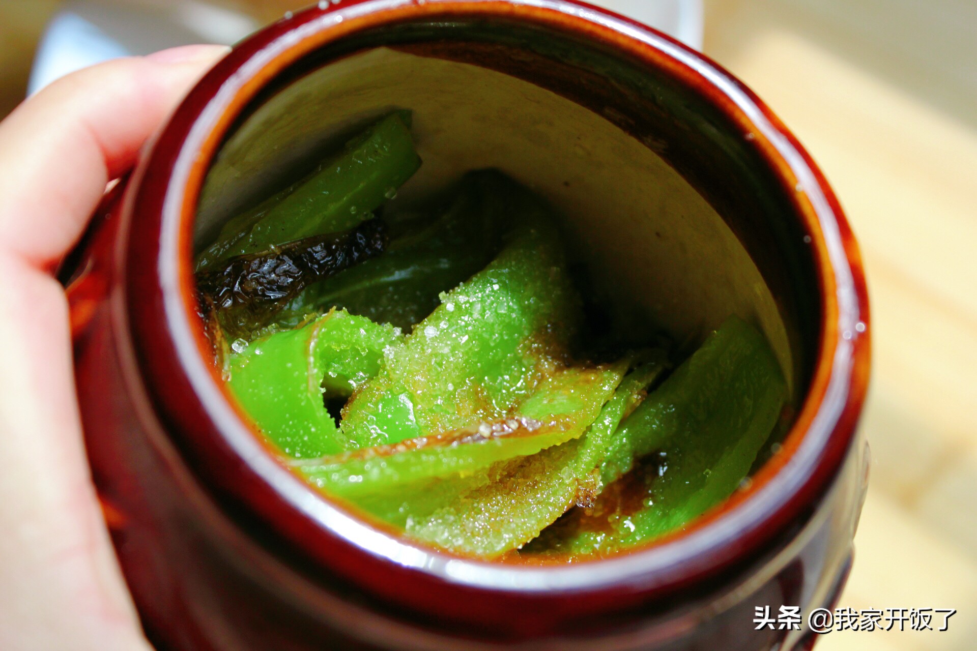 擂辣椒皮蛋入味,擂辣椒皮蛋拌饭辣不辣