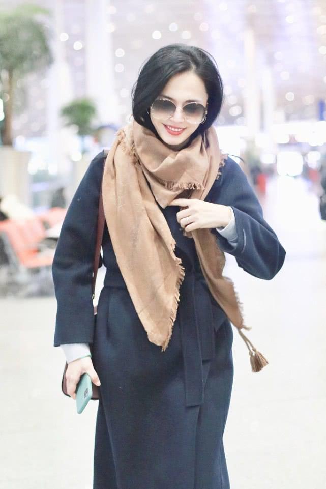 姚晨的穿衣新搭配,姚晨近期穿衣服图片