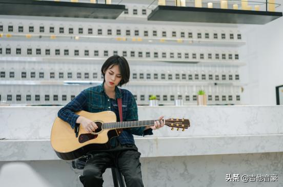 拉维斯n8颜值怎么样,拉维斯n8吉他如何更换琴弦