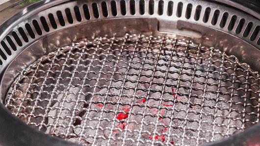 厦门超贵贵贵贵“保姆烤肉”！一口627元！借钱也要来吃……