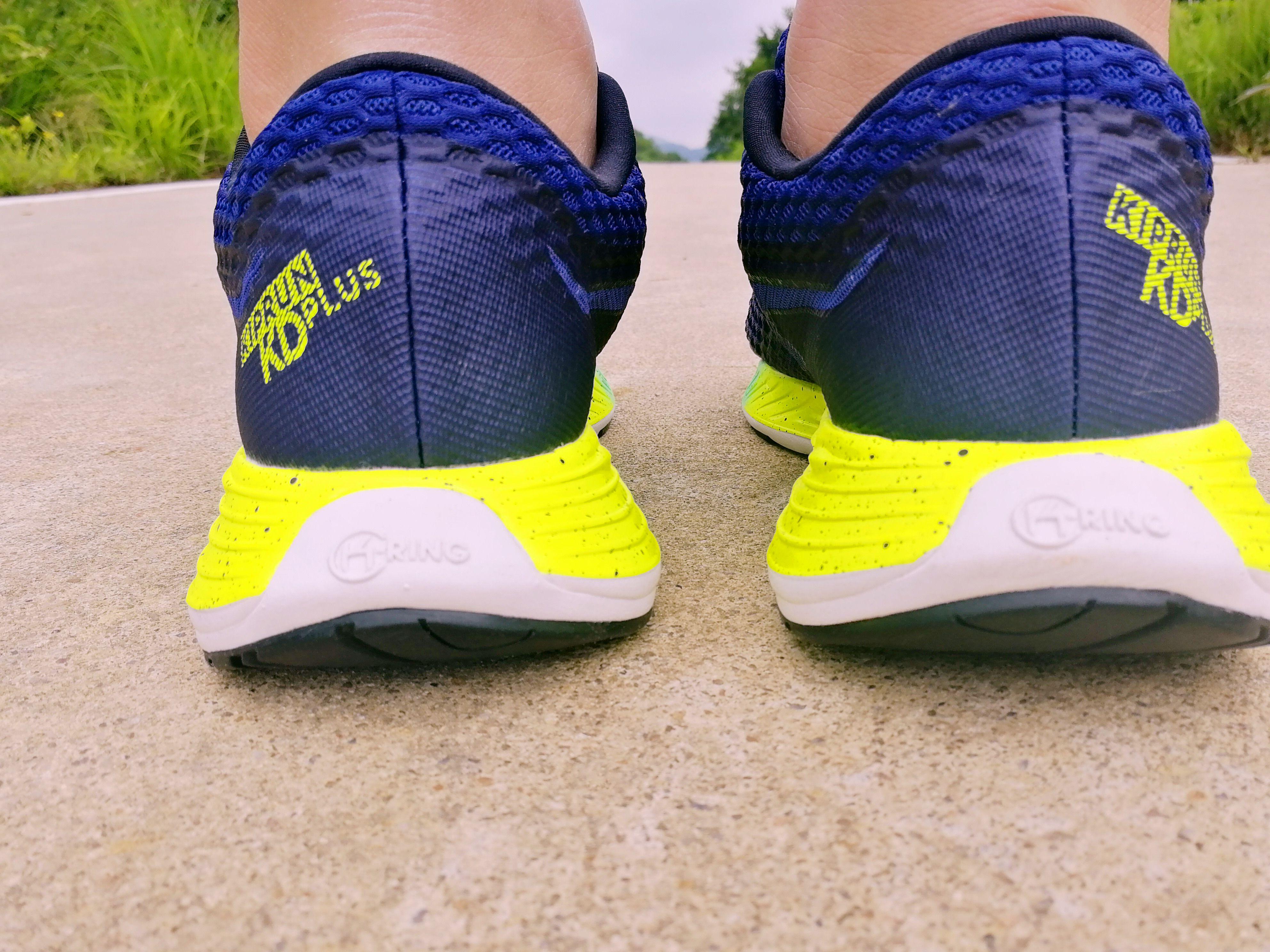 性价比踩屎跑步鞋,100左右踩屎感跑鞋推荐