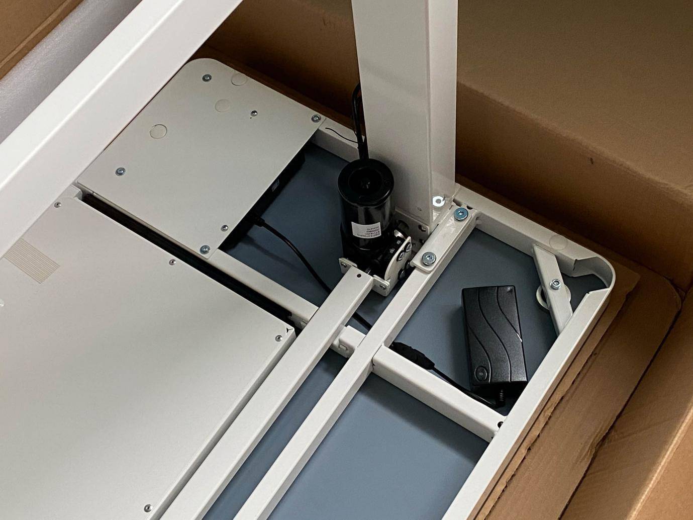 股价涨了五倍多，乐歌电动桌真的这么神奇吗？开箱到使用实测