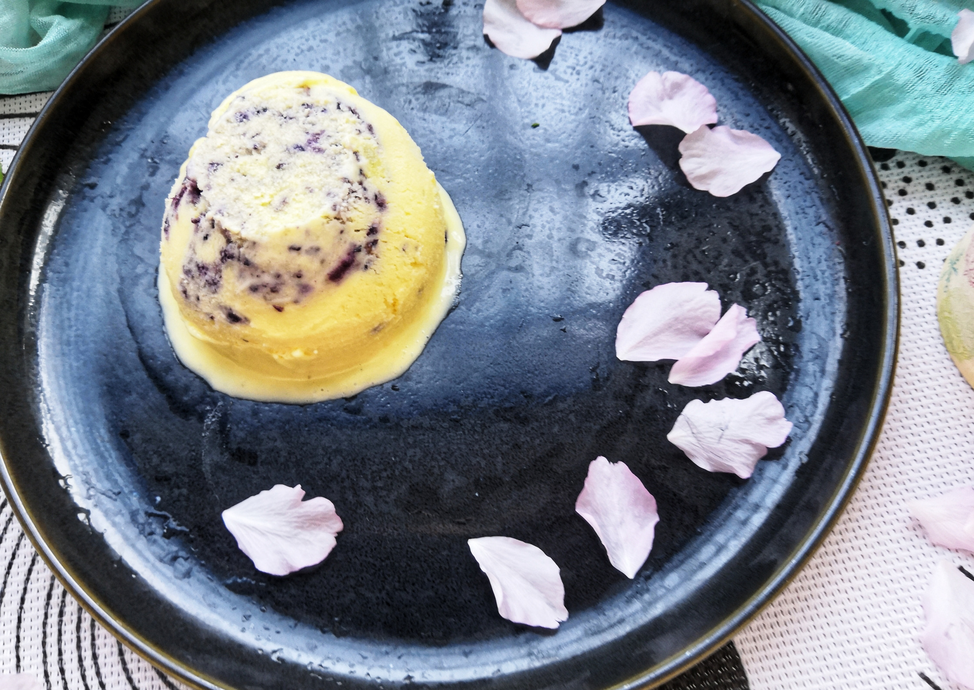 想吃冰淇淋不用出去买教你在家做,想吃冰淇淋不用买教你一招