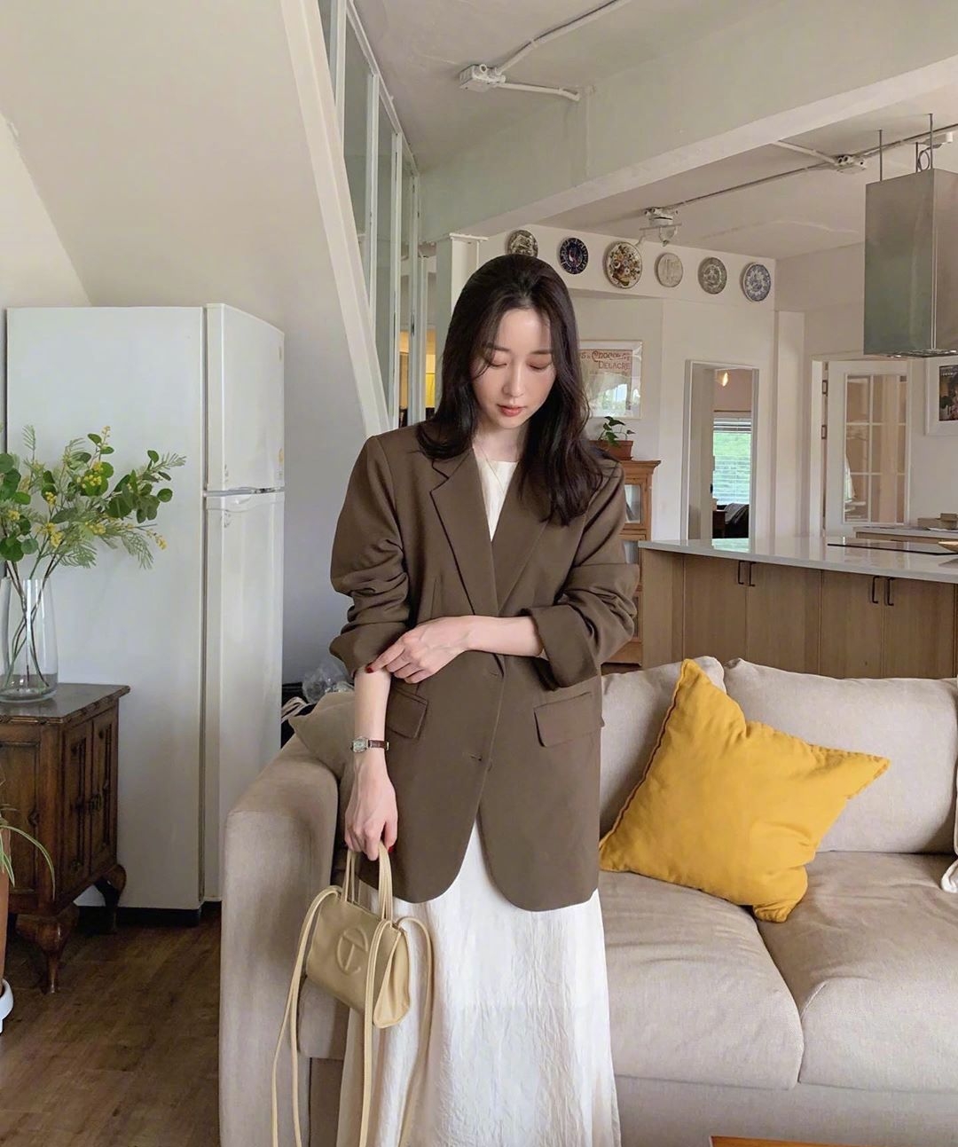 一款最流行的奶茶色,charlottetilbury奶茶色