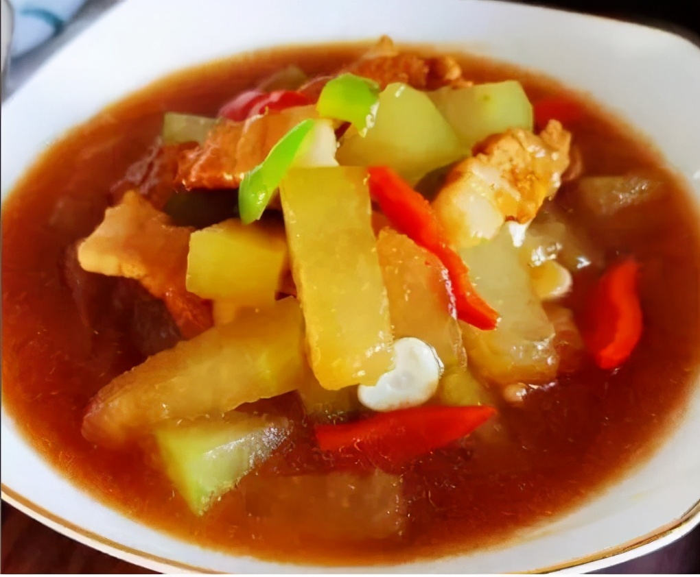 32款精品菜肴推荐荤素搭配合理,几款美味的菜肴味道很好方便易学