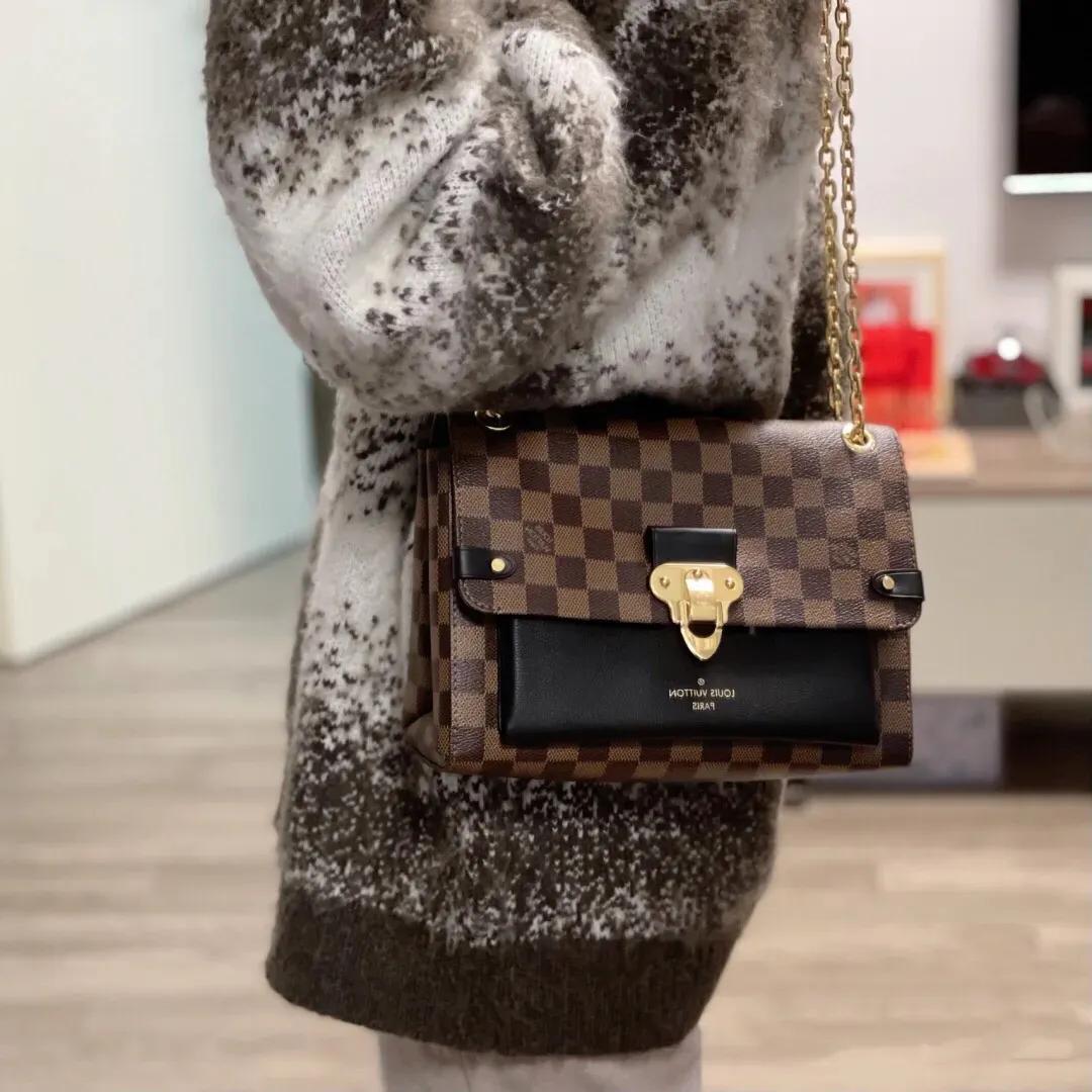 秋冬都适用的包包推荐,包包秋冬适合咖啡色还是卡其色