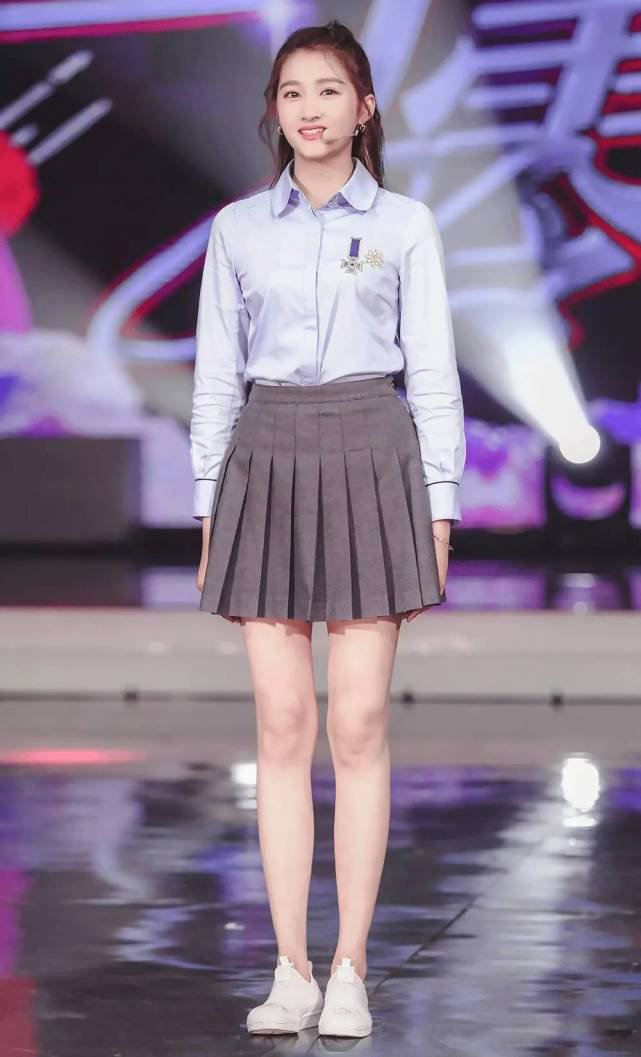 44岁的林志玲才是时髦本人,44岁林志玲大秀身材