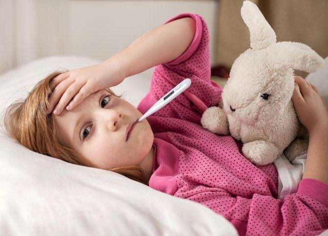 男孩打碎体温计水银侵入伤口,男孩摔碎体温计水银侵入身体酿祸