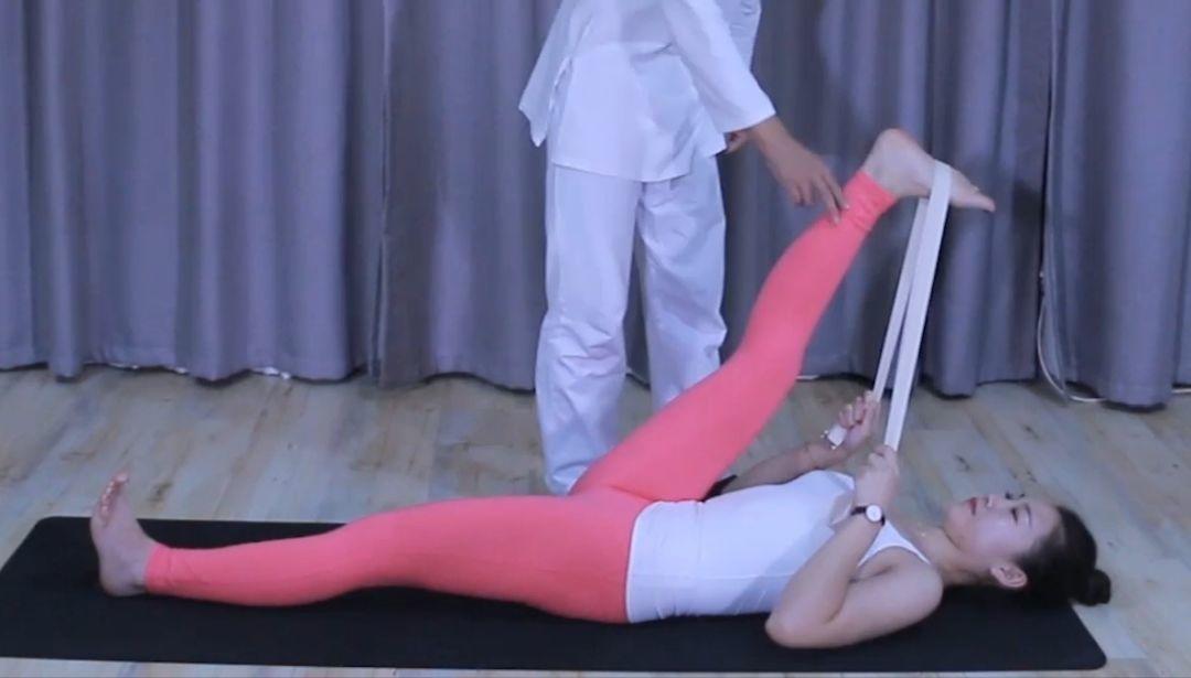 普拉提核心床开髋私教排课训练,瑜伽私教开髋课程60分钟