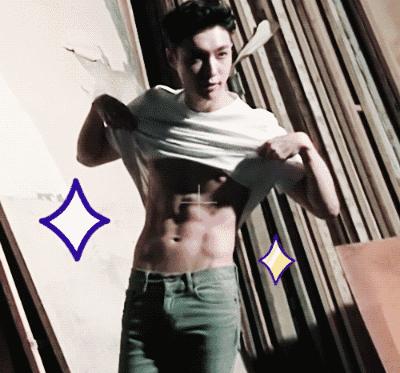 亲爱的热爱的韩商言腹肌,韩商言露出全部腹肌