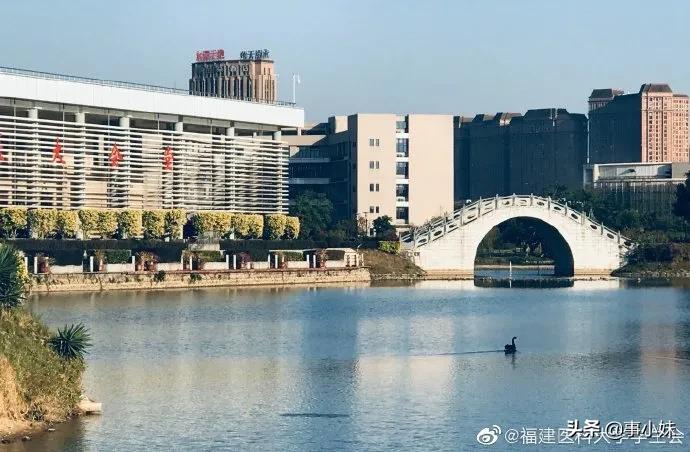 福医大上学怎么样,我劝你千万不要惹学医的女生