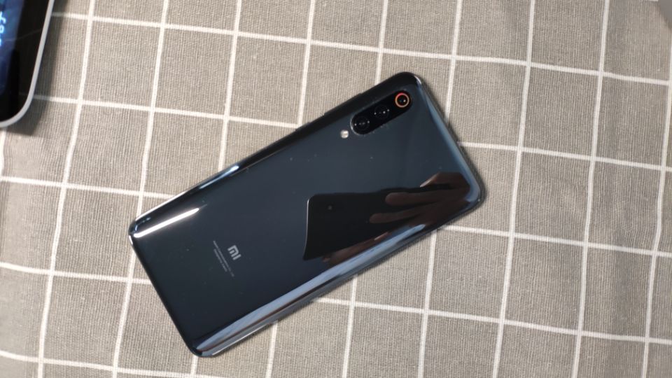 小米9用了四年半了值得换吗,小米9一天可以用多久