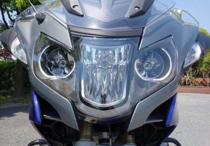 宝马蓝精灵,蓝精灵宝马