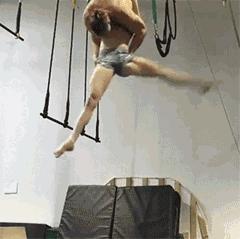 图集|如果侃爷当了美国总统，大家岂不是可以看第一夫人开车？