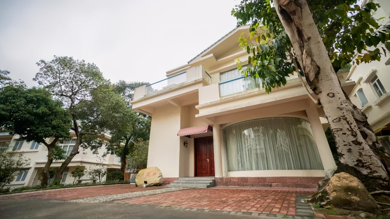 江门圭峰山温泉,江门市圭峰山温泉度假村