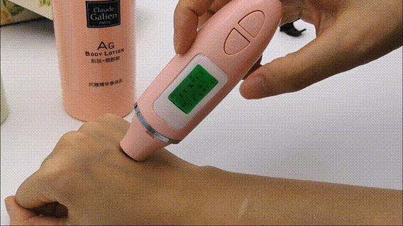 王鸥露背照片,王鸥最新露背写真