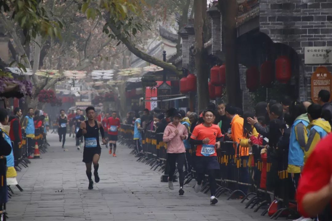 大邑半程马拉松赛举行,2019大邑半程马拉松