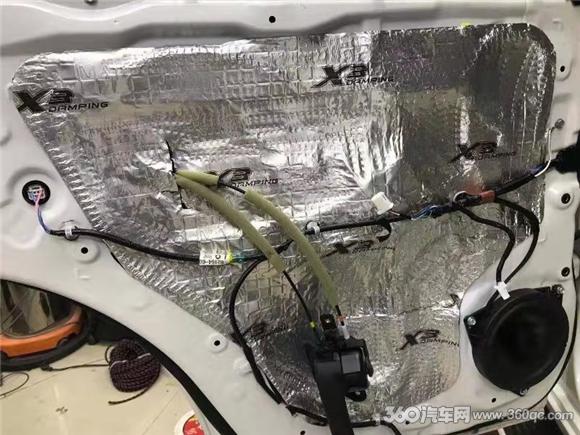 开什么样的酷路泽才叫享受？隔音升级加音响改装是必不可少的