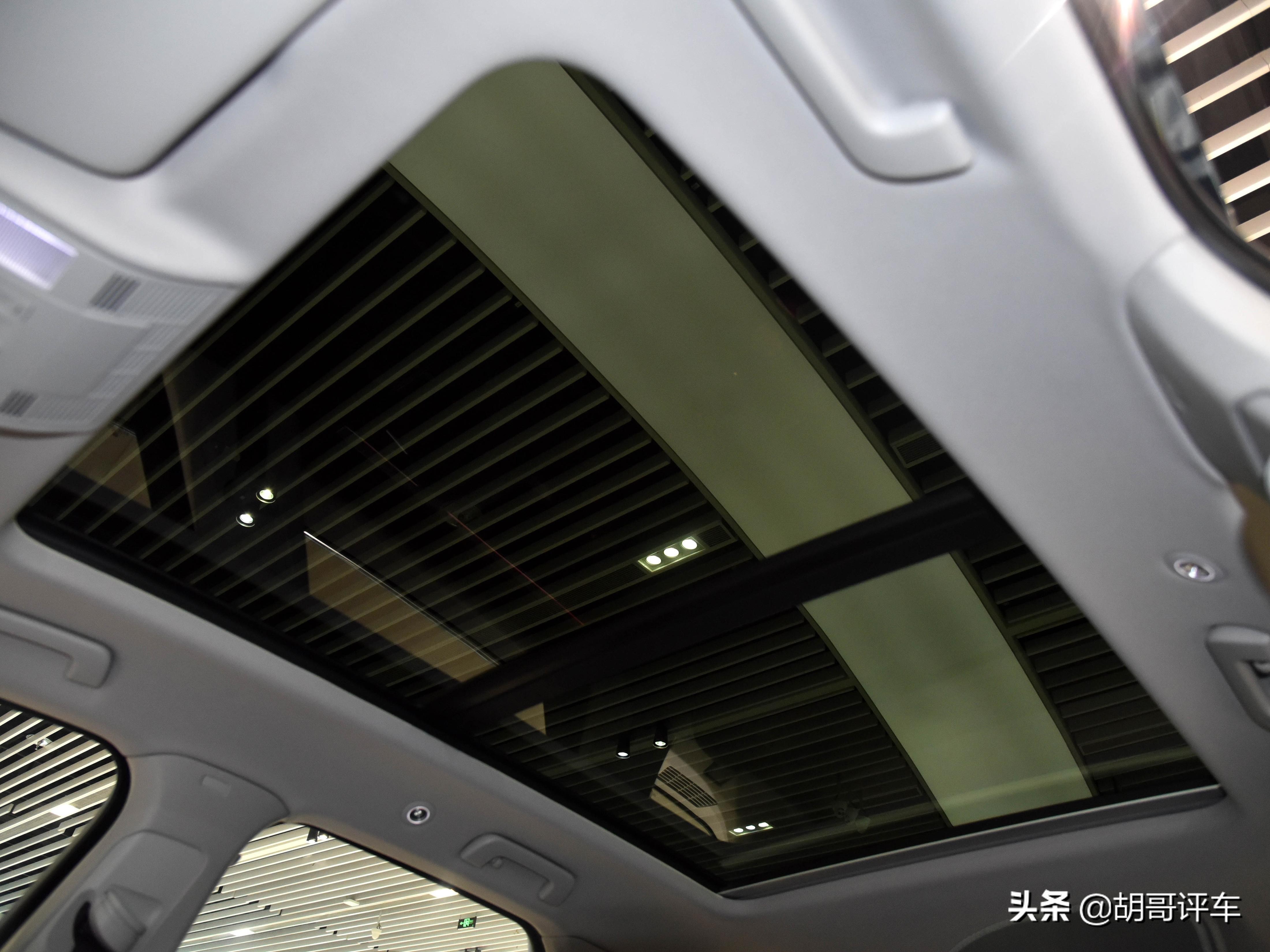 新款大众途锐2.0t四驱测试,四驱豪华中型suv推荐