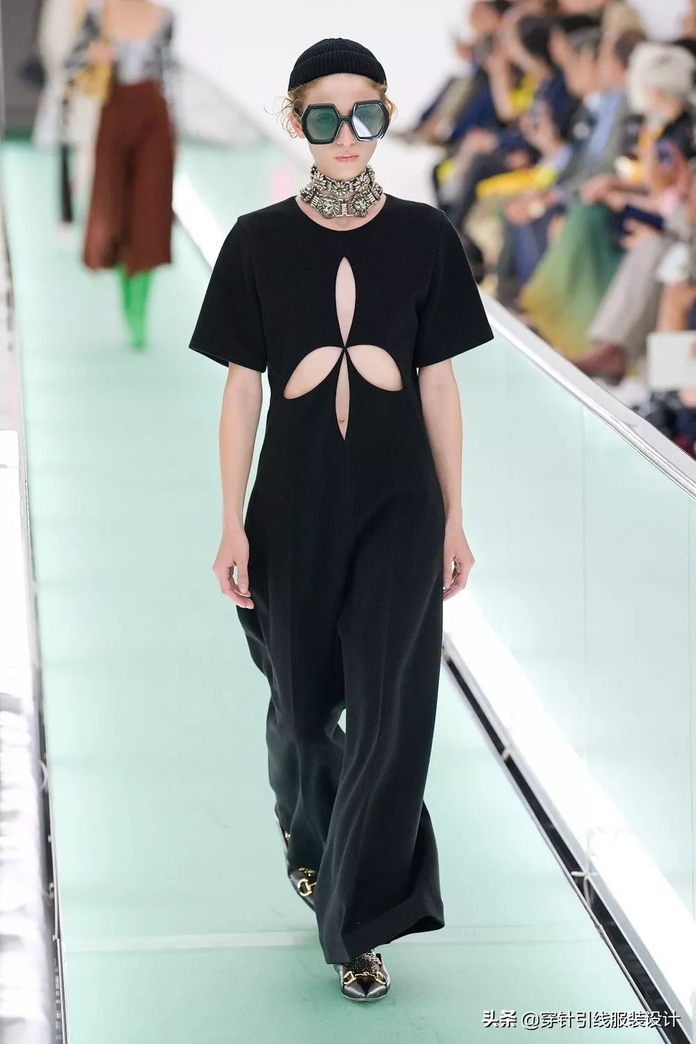 肖战gucci造型,肖战参加gucci全新系列时装秀