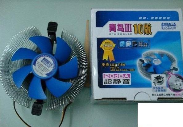 水冷机箱风扇老是转噪音很大,太阳神机箱风扇噪音大