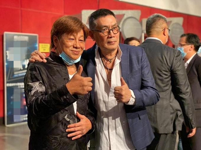 梁小龙穿中山装商演,港星梁小龙多少岁